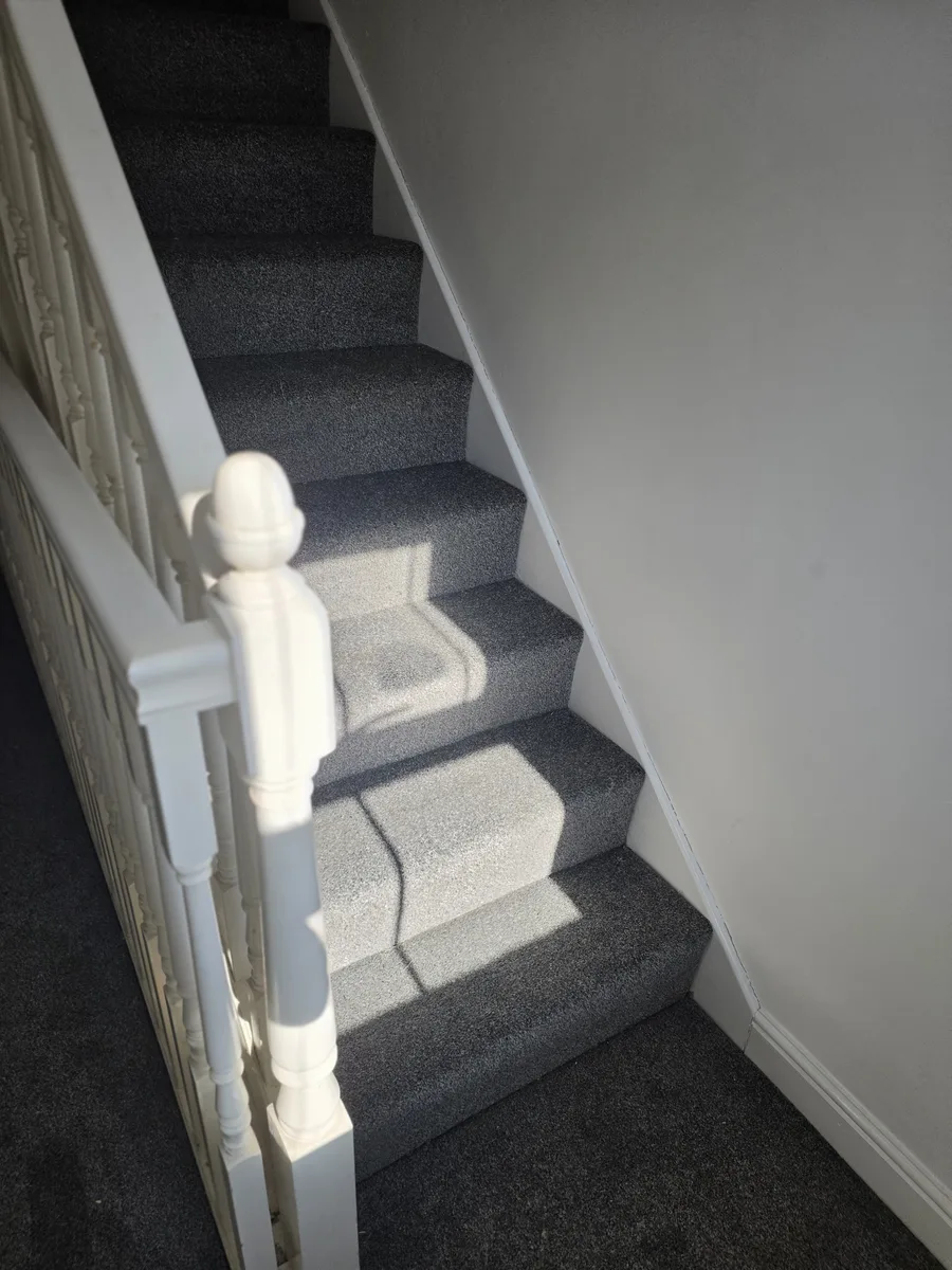 Carpet fitting on stairs